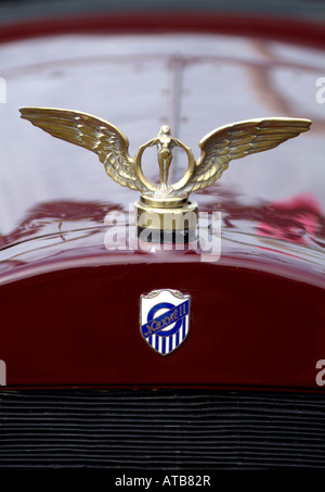 The Winged B Mascot On A Radiator Cap And Insignia On The