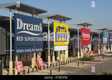 Shopping Centre,shopping centre near me,nearest shopping centre,westgate shopping centre,lakeside shopping centre