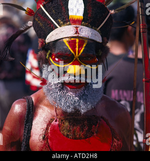 Portrait of an Engi Tribesman from the Highlands of Papua New Guinea looking at the camera taken at the Pacific Arts Festival Stock Photo