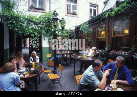 Germany Frankfurt Zum Gemalten Haus Tavern Sachsenhausen Stock