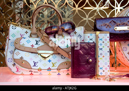 The front of the Louis Vuitton fashion store on the Champs-Élysées