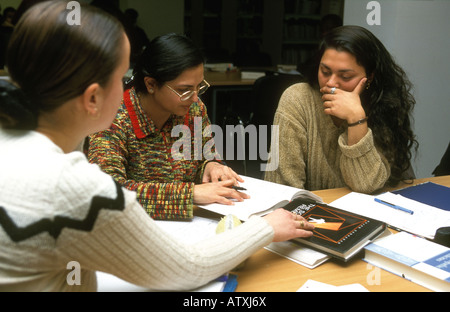 Further education class at Westminster University of adult students having discussion Stock Photo