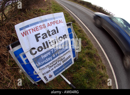 Witness appeal sign following a fatal car accident Stock Photo