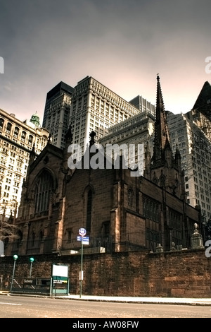 View on the back of Trinity Church, Downtown Manhattan, NY, USA Stock Photo