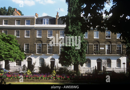 Georgian townhouses in Canonbury Square, Islington , London N1, UK Stock Photo