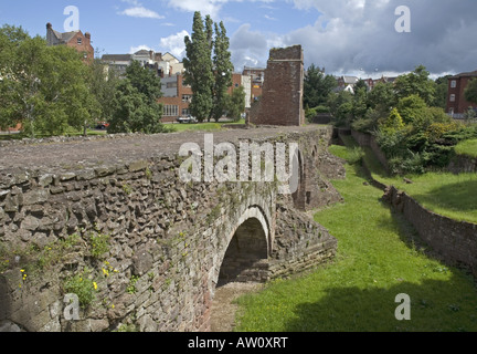 Remains of the old medieval bridge, Exeter, Devon Stock Photo - Alamy