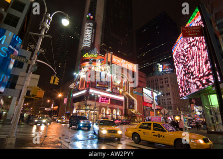 48th Street and Broadway, near Times Square, Manhattan New York USA ...