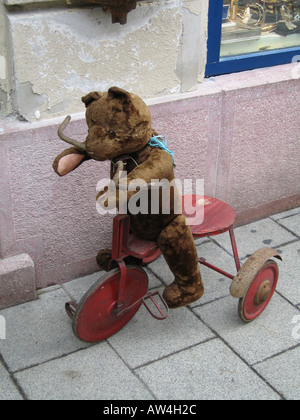 Teddy Bear with Tricycle Tucker＆Walther Teddy Bear with Tricycle Tucker＆Walther Vectis Auctions