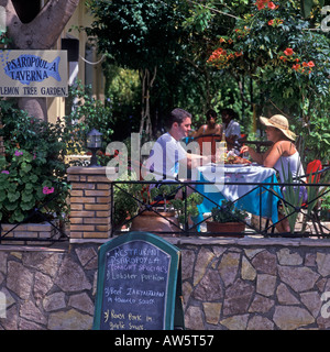 TAVERNA IN ALYKANAS ZAKYNTHOS GREECE Stock Photo