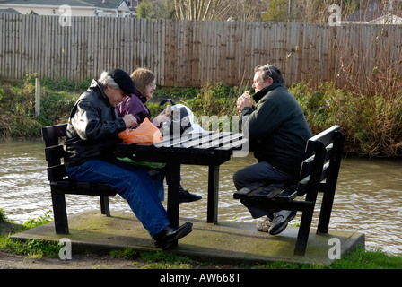People braving cold day to have lunch, Maltings Sawbridgeworth Hertfordshire Stock Photo
