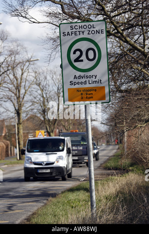 Advisory Speed Limit Sign warning of a nearby school Stock Photo