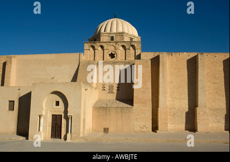 The external wall and dome of the great Kairouan mosque, Tunisia. Stock Photo