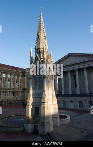 Birmingham Town Hall after restoration, view from Chamberlain Square with Chamberlain Memorial fountain in foreground March 2008 Stock Photo