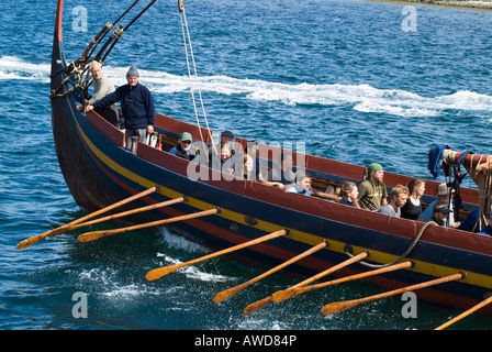 dh Sea Stallion KIRKWALL ORKNEY Sailors rowing viking Havhingsten fra Glendalough longship rowers oar ship long boat Stock Photo