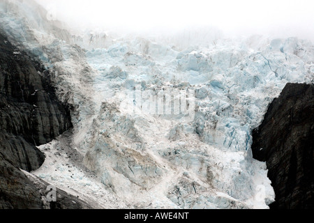 Snowy mountain peaks with glacier on the island of South Georgia Stock Photo