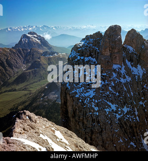 View from Mt. Sass Rigaus, Geislergruppe Range, Mt. Petlerkofel to the left and Mt. Furchetta on the right, Rieserferner Gruppe Stock Photo