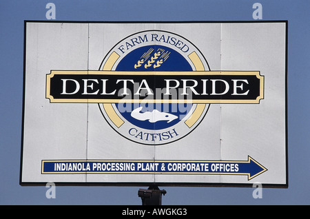 USA, Mississippi Delta, Indianola, Delta Pride, sign for largest catfish processing company in Mississippi Stock Photo