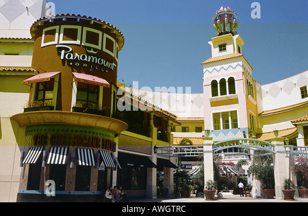 Miami Florida,Aventura Mall stores shoppers shopping fountain enclosed  complex inside interior Stock Photo - Alamy