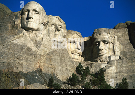 USA, South Dakota, Great Plains, Black Hills, Mount Rushmore National Memorial, giant sculpted heads of presidents Stock Photo