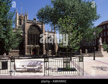 Kingston Upon Hull paved areas around Holy Trinity Church claims to be the largest parish church in England Stock Photo