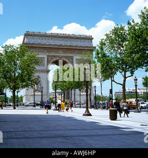 Les Arc De Triomphe Paris France Europe Stock Photo