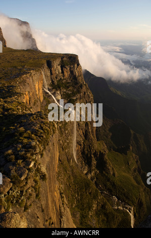 Tukhela waterfall tumbles down the escarpment, Drakensberg Mountain, South Africa Stock Photo