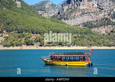 Tour boat at Green Canyon, Oymapinar Dam, Manavgat River in the mountains between Antalya and Alanya, Turkish Riviera, southern Stock Photo