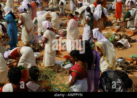 Attukal PONGALA Trivandrum kerala one of the largest women's festival in world; Stock Photo