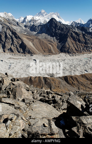 View from Gokyo Ri (5360) towards Mount Everest (8850), Nuptse (7861) and Lhotse (8501), Sagarmatha National Park, Khumbu Himal Stock Photo