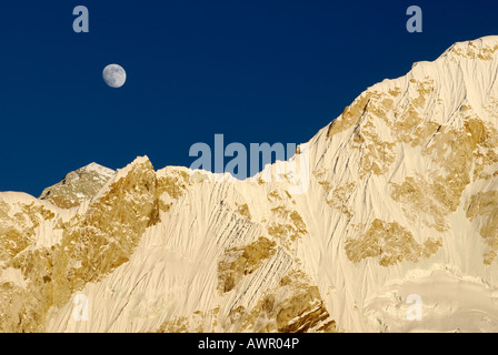 Nuptse (7861) west face, Khumbu Himal, Sagarmatha National Park, Nepal Stock Photo