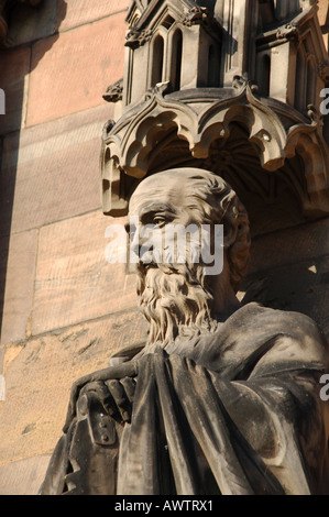 Stone statue and detail from the west face of Lichfield Cathedral, Lichfield city Staffordshire, England Stock Photo