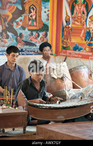 Musicians at Bakong Monastery, Roluos Group, Angkor, Cambodia Stock Photo