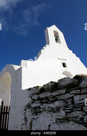 greece cyclades sikinos one of the many whitewashed churches in kastro Stock Photo