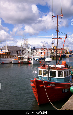 dh Harbour KIRKWALL ORKNEY Fishing boats leisure craft tied up along quayside piers