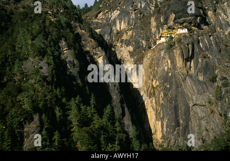 View of Taktsang monastery, located on a cliff 900m above the Paro valley in Bhutan. Stock Photo