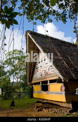 Museum Bai (traditional Palauan mens meeting house), Koror, Palau, Micronesia Stock Photo