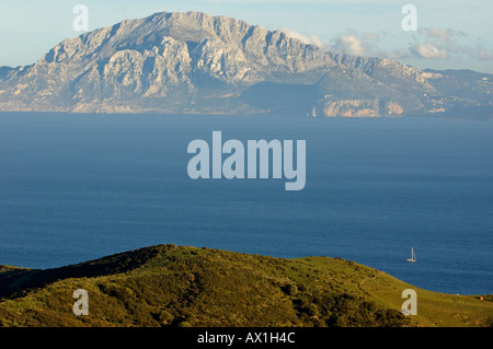 african-coast-of-morocco-from-the-mirador-del-estrecho-views-from