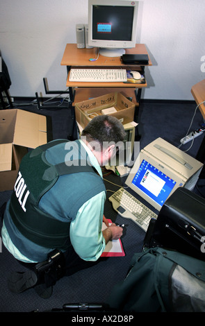 Tariff raid in a Polish temporary employment agency, Germany Stock Photo