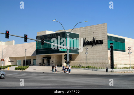 Neiman Marcus Exterior at Fashion Show Mall Las Vegas – Stock Editorial  Photo © wolterke #100730676