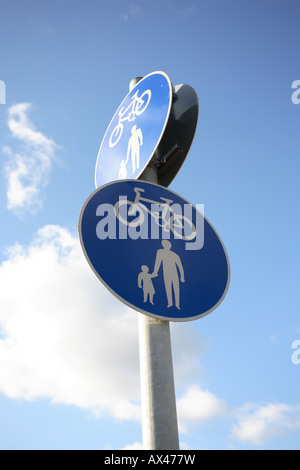 A Shared Use Path cycle sign Stock Photo