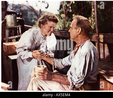 AFRICAN QUEEN 1951 IDF film with Katharine Hepburn and Humphrey Bogart Stock Photo