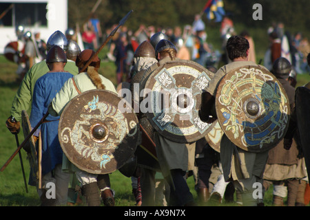 normans saxons infantry fighting battle medieval battlefield of Stock ...