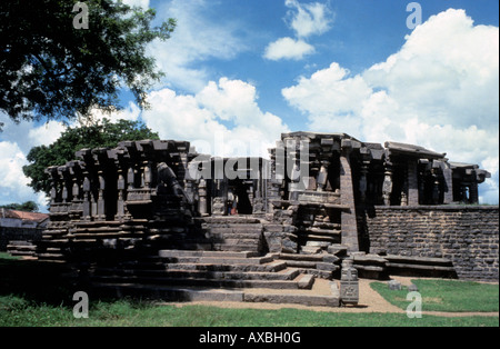 Hanamkonda (India) Ruined mandapa view from south.Thousand pillar Temple, Veyyi Stambhala Gudi.  Warangal India Stock Photo