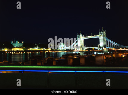 The Tower of London, Tower Bridge and the Thames River at dusk. London, England Stock Photo