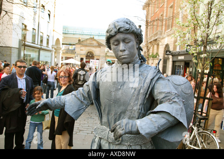 A street performer in Covent Garden London Stock Photo