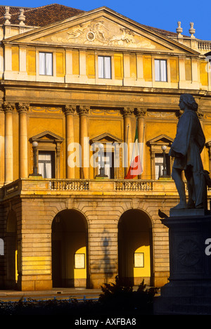 LA SCALA OPERA HOUSE IN MILAN LOMBARDY ITALY Stock Photo