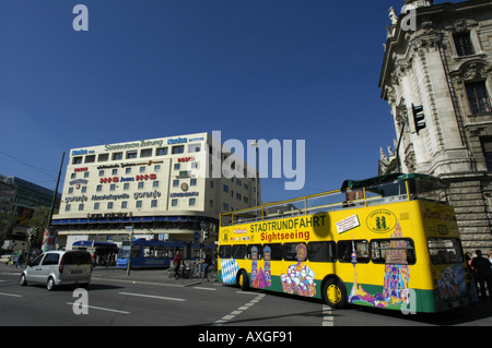 Munich, Karls square, Stachus, city sightseeing tour, yellow bus