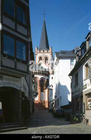 Bacharach, Pfarrkirche St. Peter, Blick vom Markttor auf die Apsis Stock Photo