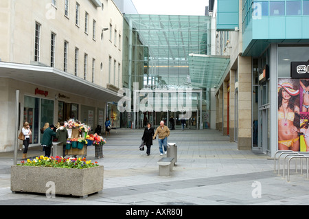 Entrance to Drakes Circus from New George Street, Plymouth Stock Photo