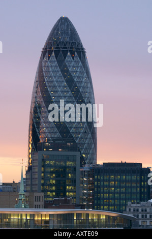 New architecture on London s Docklands Stock Photo